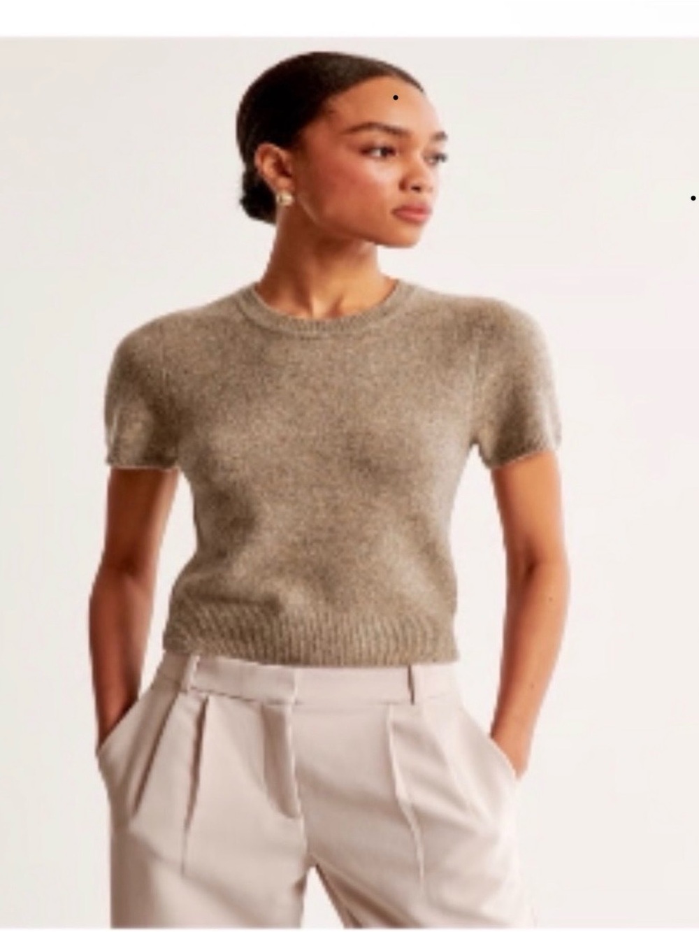 Short Sleeve Sweater Top in Taupe